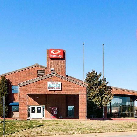 Econo Lodge Wichita Falls Downtown Экстерьер фото