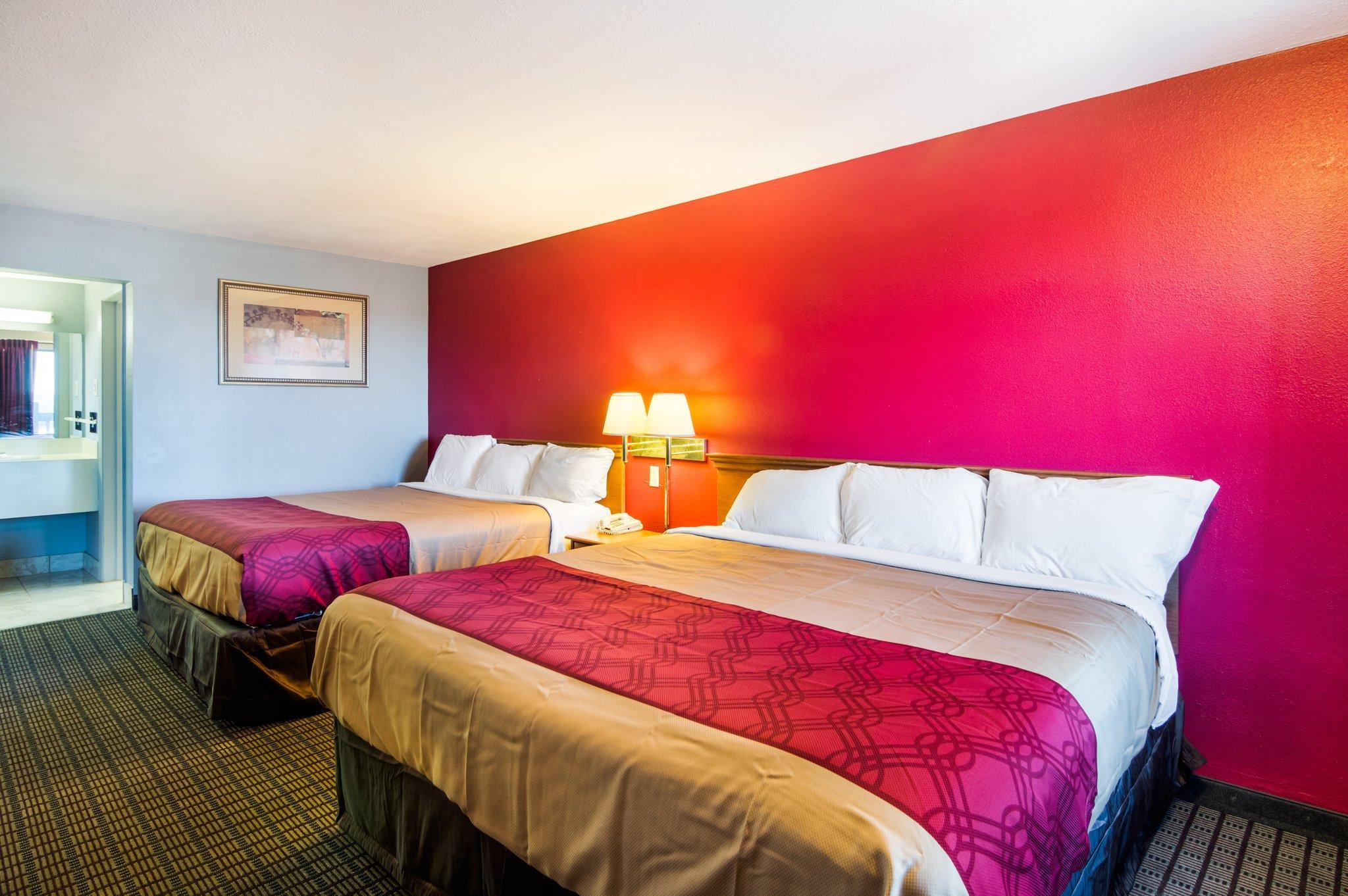 Econo Lodge Wichita Falls Downtown Экстерьер фото