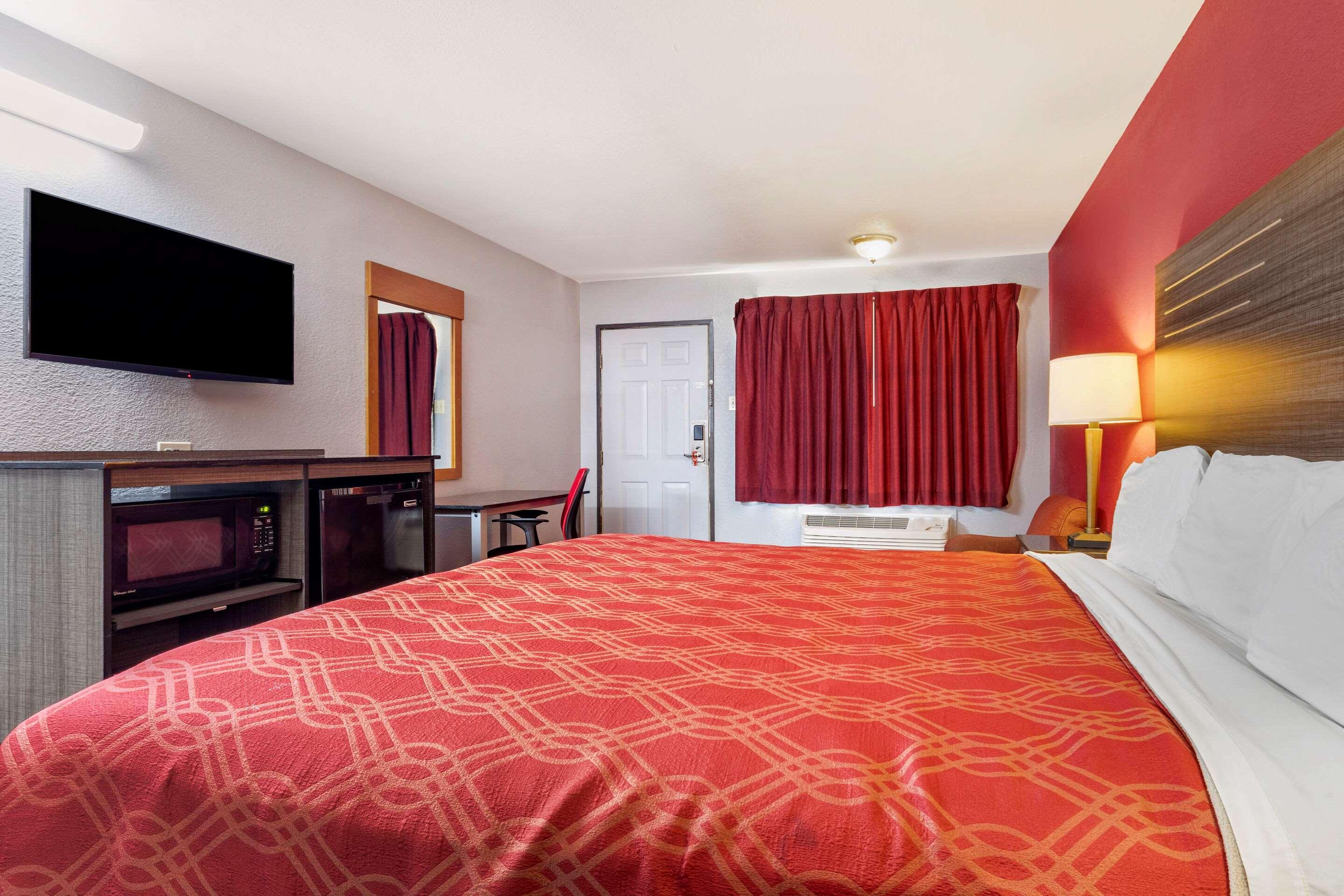 Econo Lodge Wichita Falls Downtown Экстерьер фото
