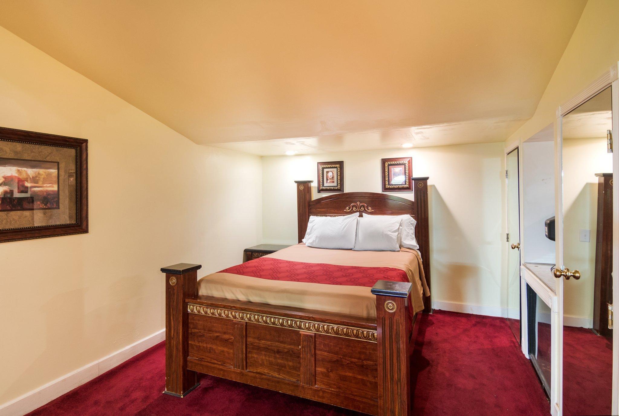 Econo Lodge Wichita Falls Downtown Экстерьер фото