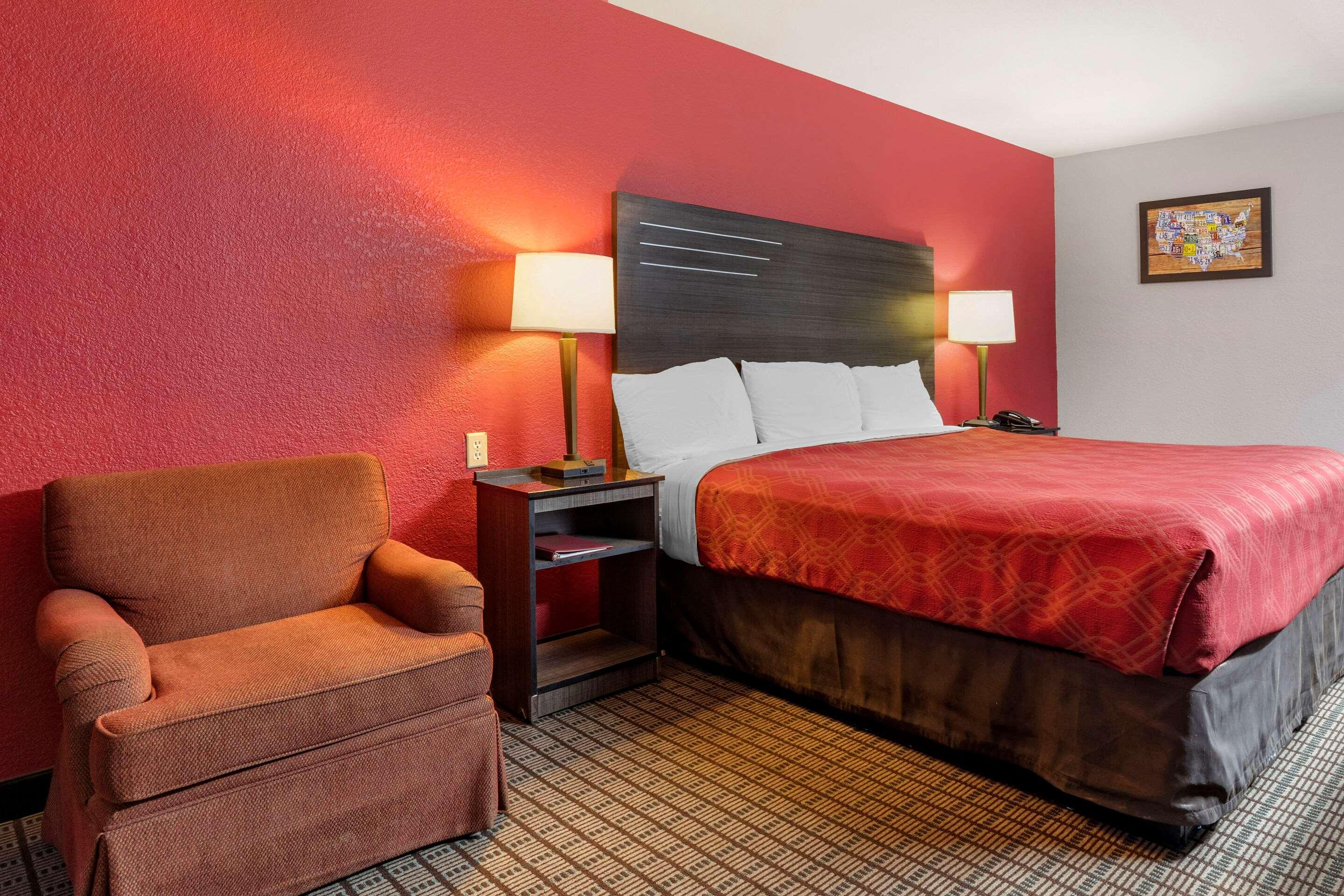 Econo Lodge Wichita Falls Downtown Экстерьер фото